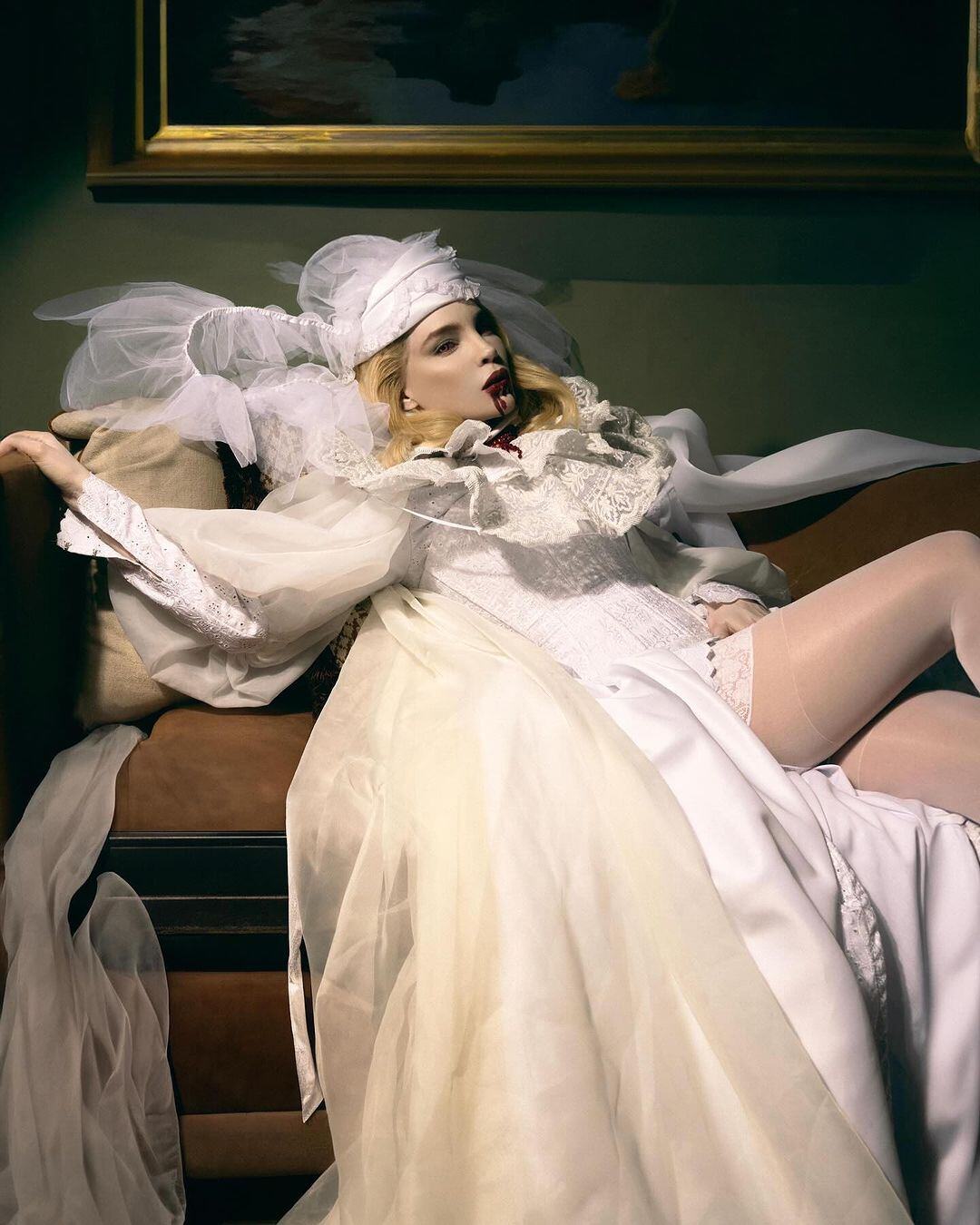 El disfraz de Belinda rindió puntual homenaje a la mejor adaptación de Drácula de Bram Stoker