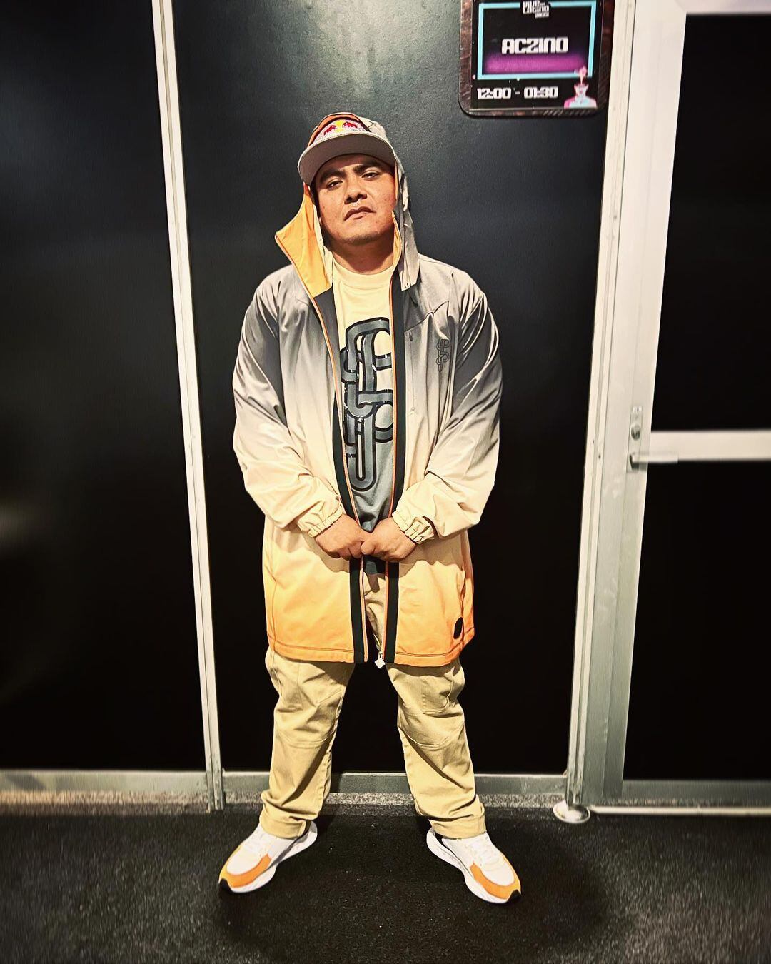 ¿Quién es Aczino, el rapero que le ofreció a AMLO vengarlo de Eminem?