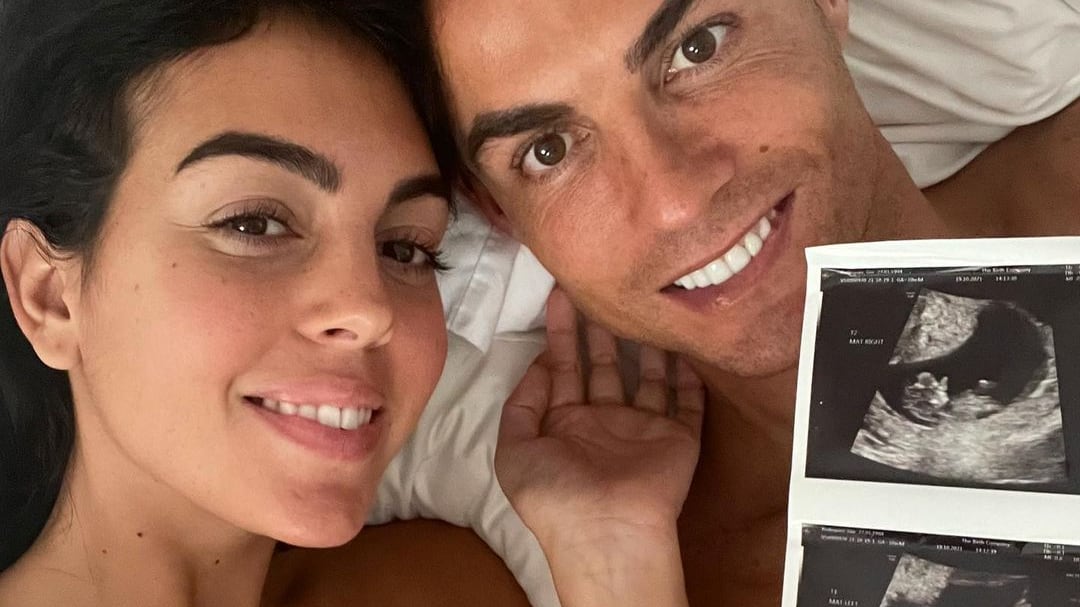 Cristiano Ronaldo y Georgina Rodríguez revelan el sexo de los gemelos que esperan (VIDEO)
