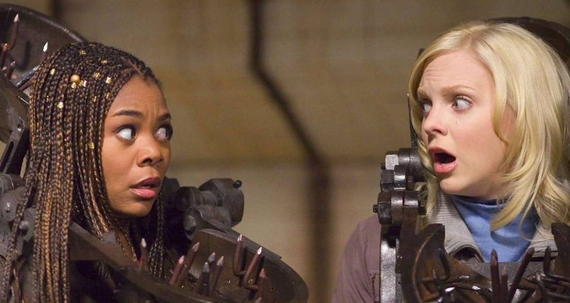 Anna Faris y Regina Hall en Scary Movie 6