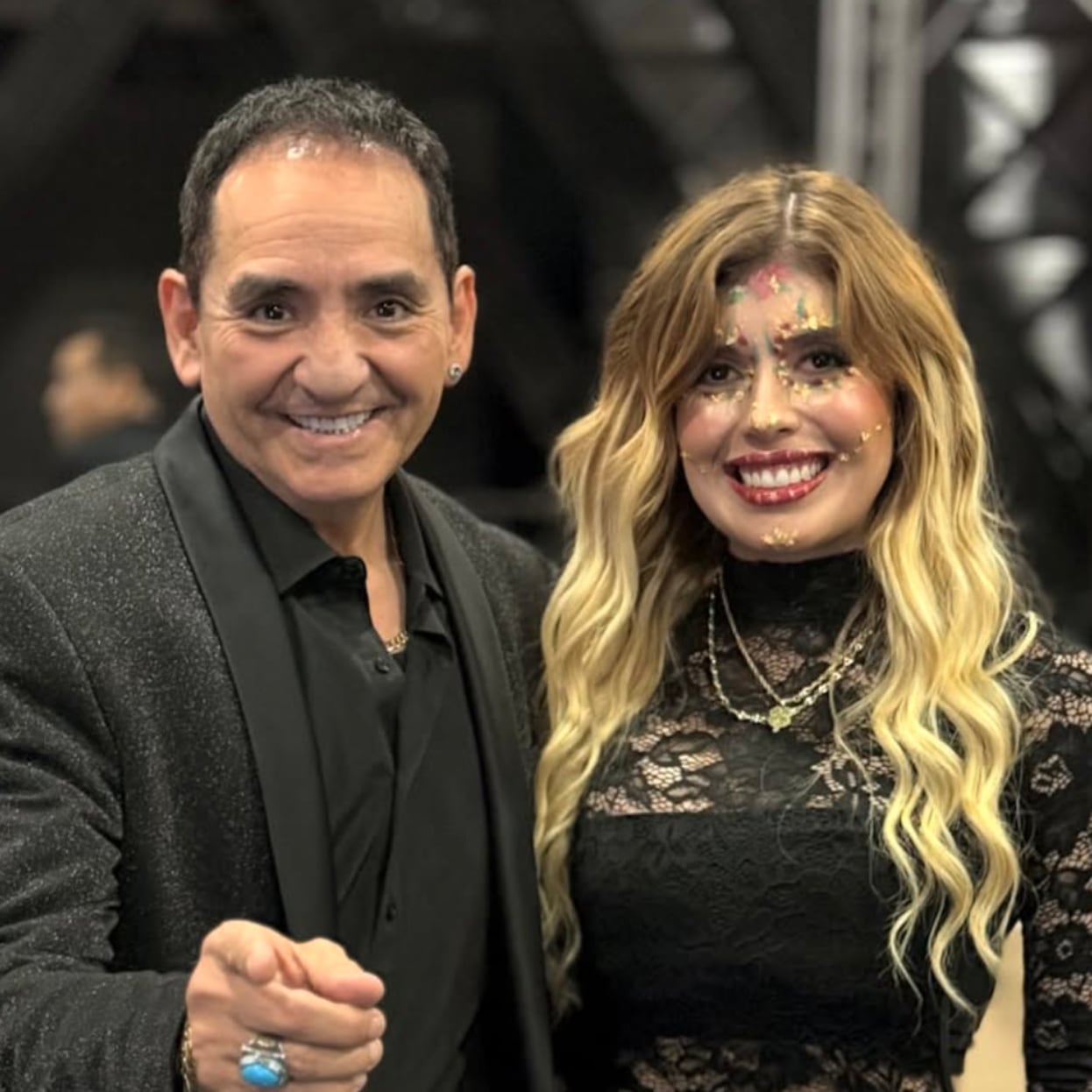 Isabella Rojas reaparece junto a Ernesto Chavana tras la agresión del conductor