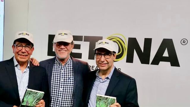 A la derecha, Javier Treviño. Izquierda, Carlos Salazar Lomelín.