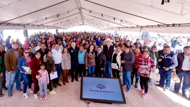 Esteban Villegas inaugura pozo de agua en Gómez Palacio