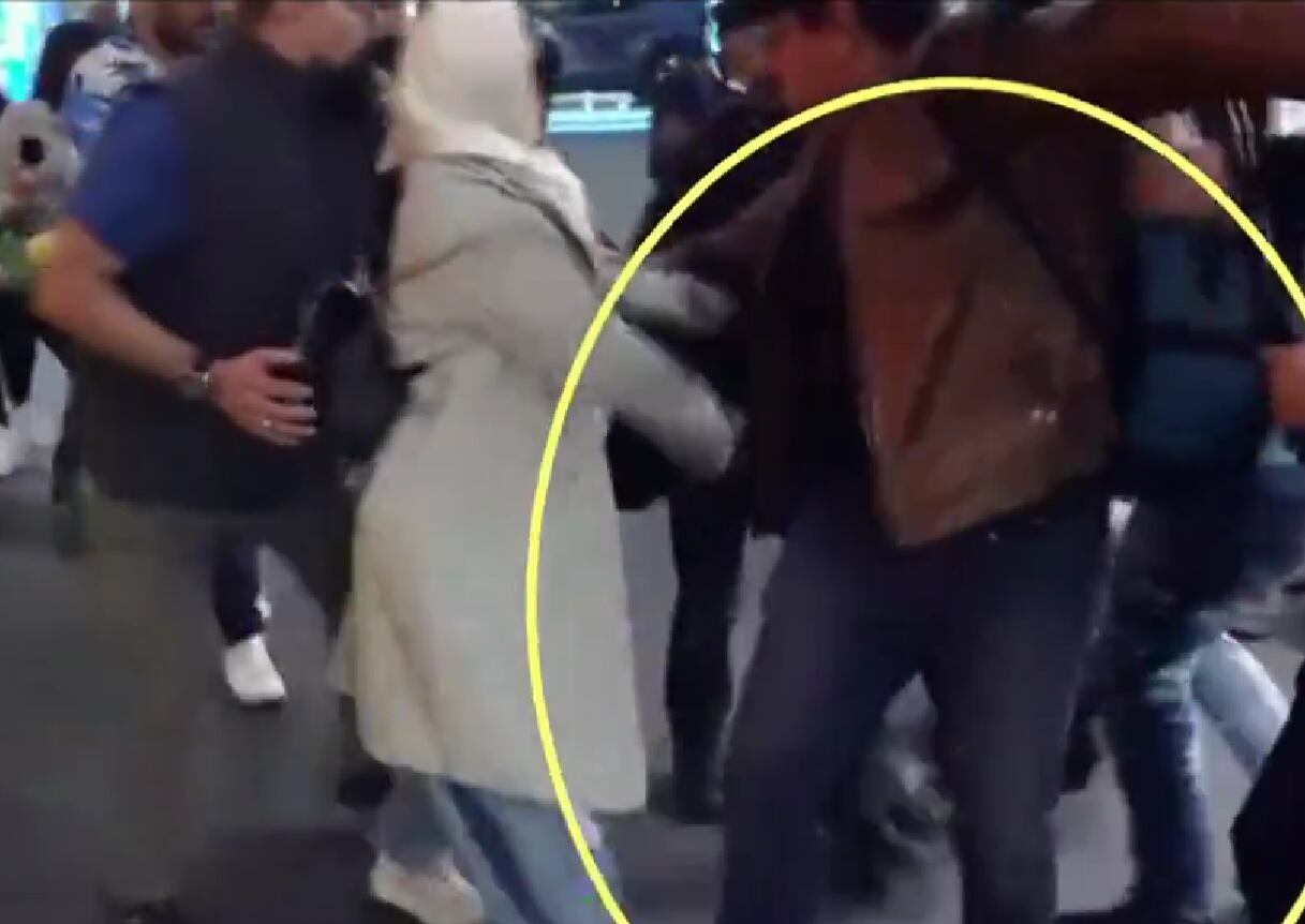 Encontronazo de Alejandra Guzmán con periodistas