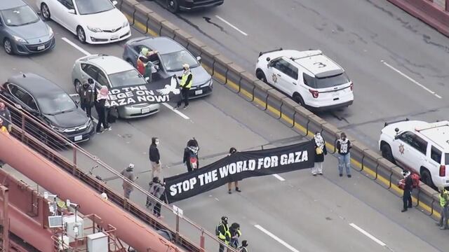 Manifestantes en favor de Palestina arman histórico bloqueo en el Golden Gate de San Francisco