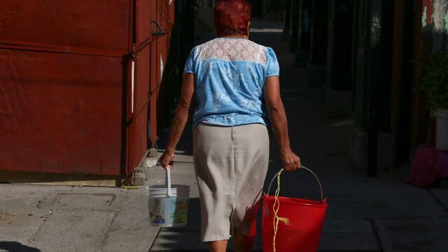 Piden a la población extremar precauciones ante en inminente desabasto de agua.