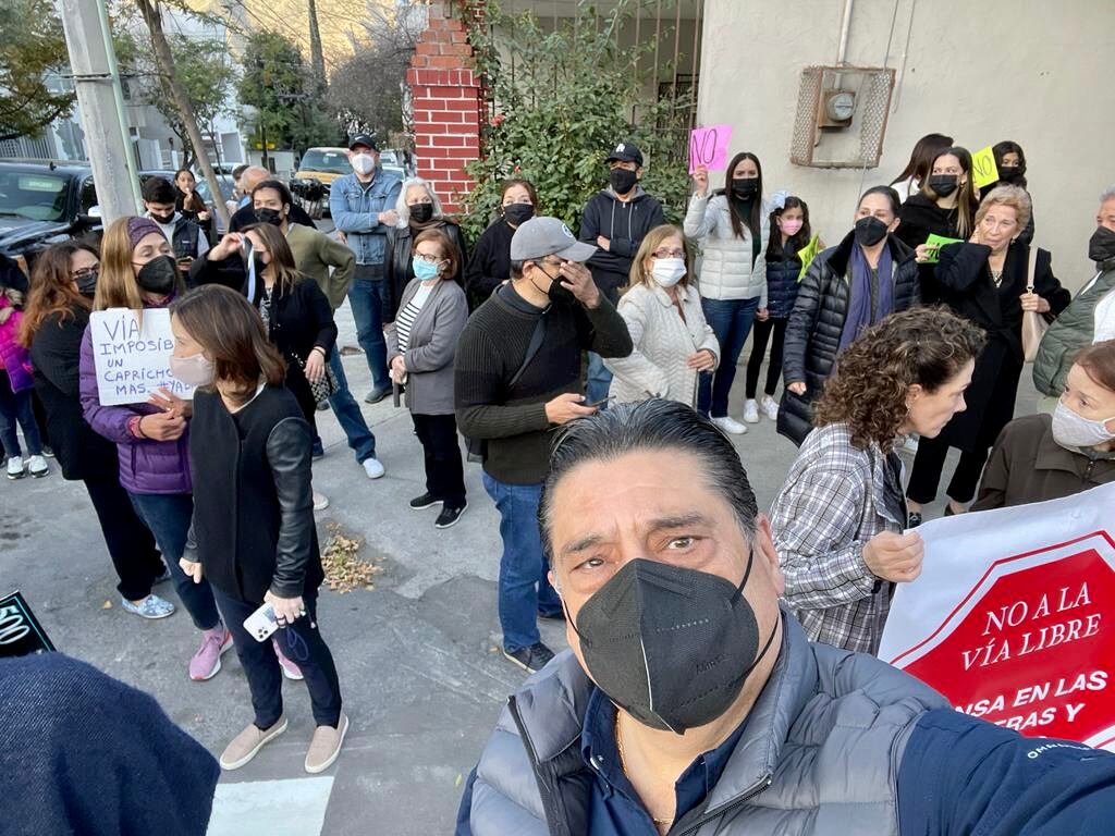 Protesta contra ciclovía de Miguel Treviño