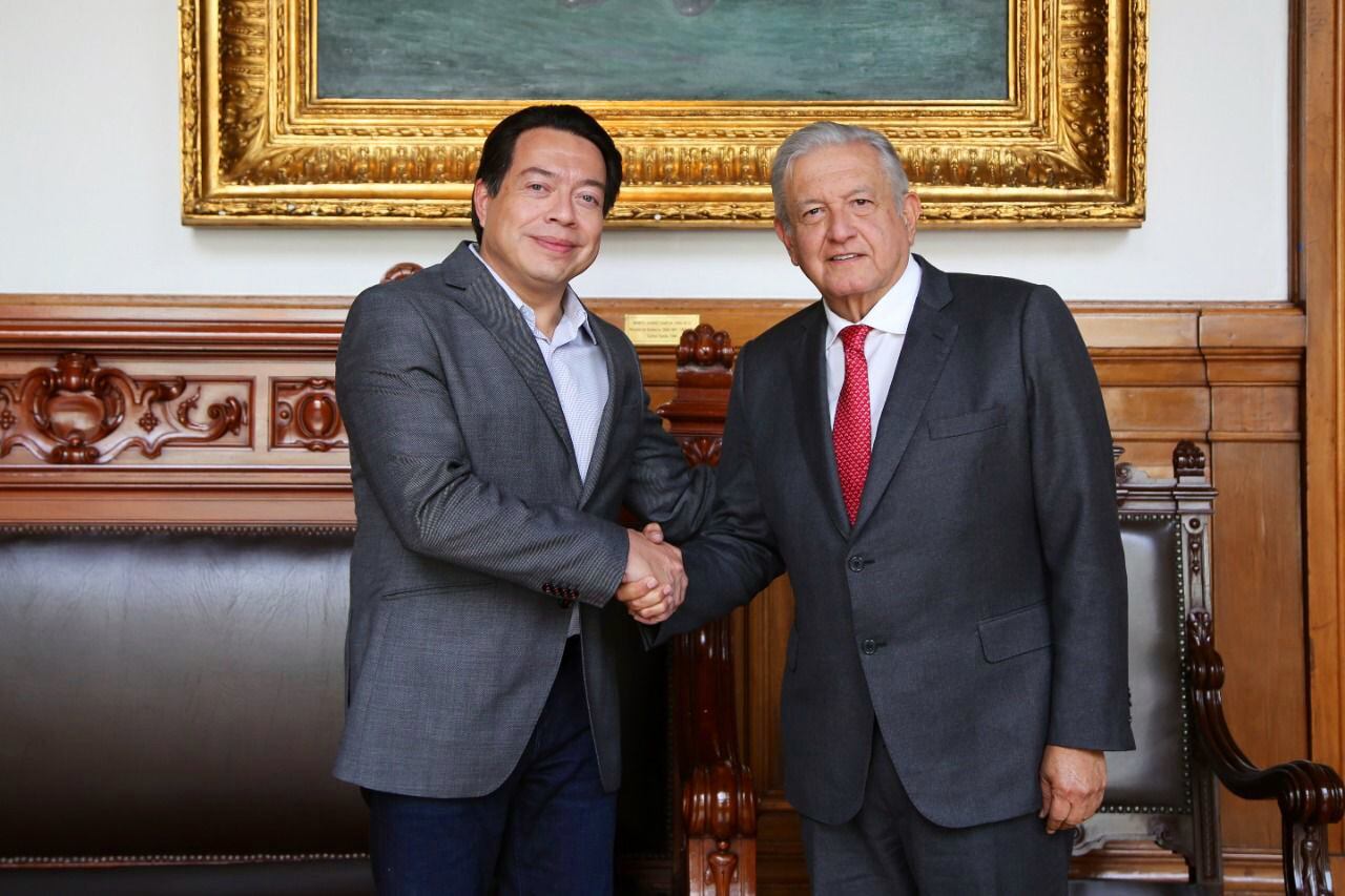 Mario Delgado con AMLO