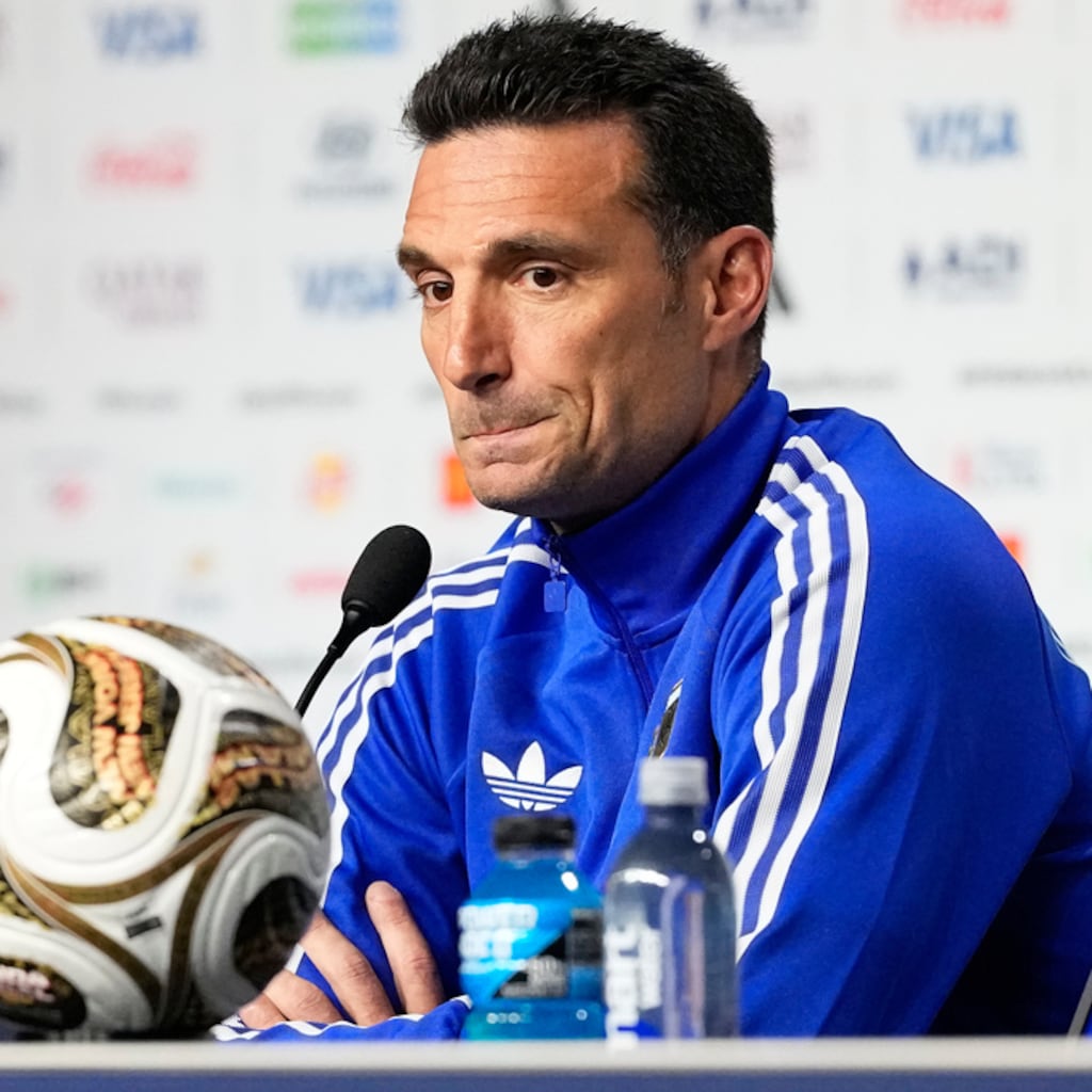 Lionel Scaloni rompe en llanto y pone en duda su continuidad con Argentina
