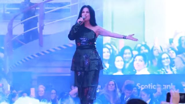 Martha Debayle, locutora y empresaria.