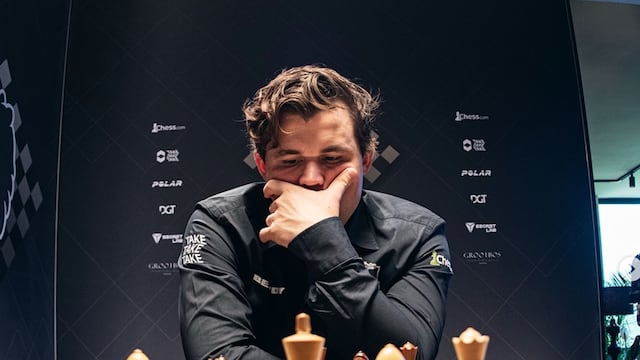 Conoce más sobre Magnus Carlsen, campeón mundial de ajedrez.