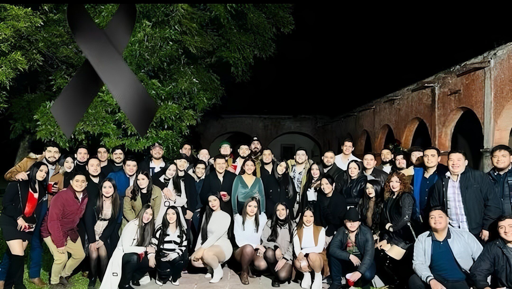 Foto antes de la masacre en posada de Salvatierra, Guanajuato