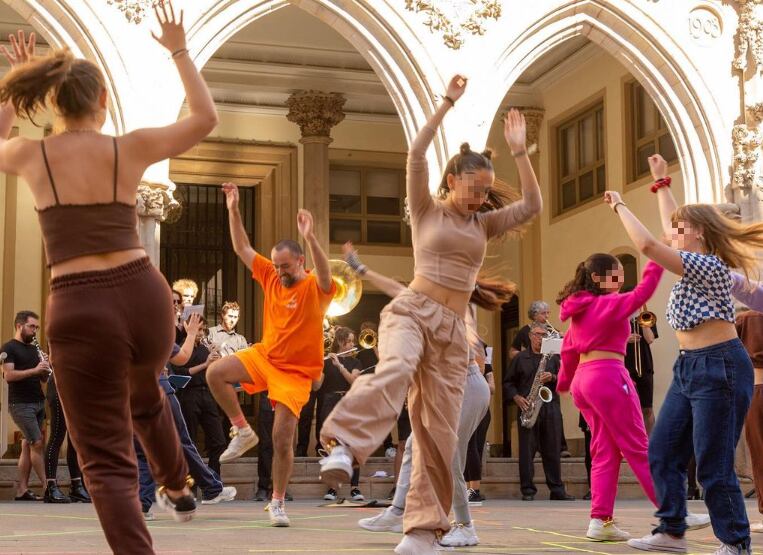 Taller de travestismo para niños