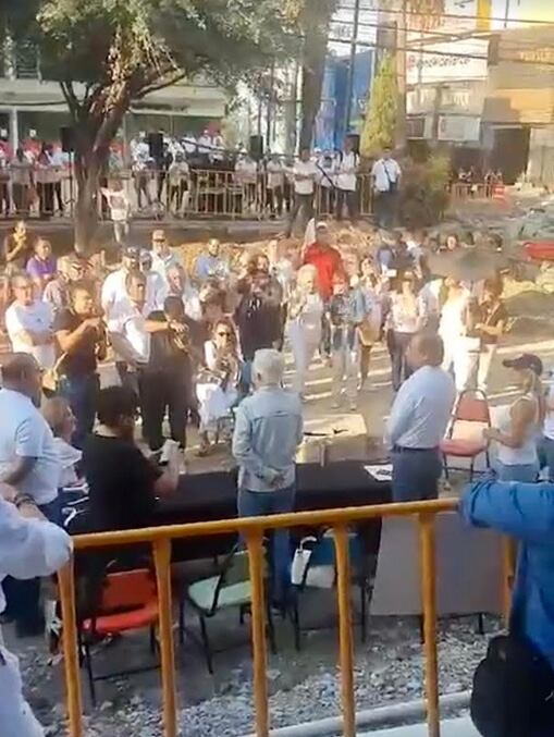 Alberto Frías, propietario de un negocio en SPGG