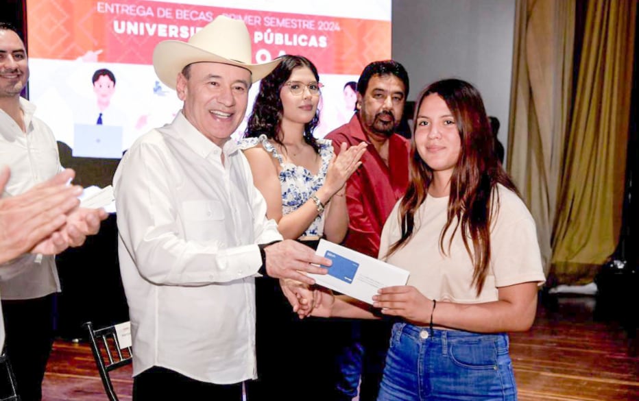 Alfonso Durazo supervisa obras en Navojoa