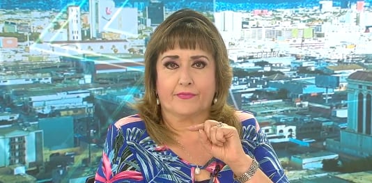 María Julia de la Fuente, conductora de Telediario