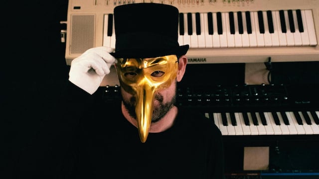 Claptone