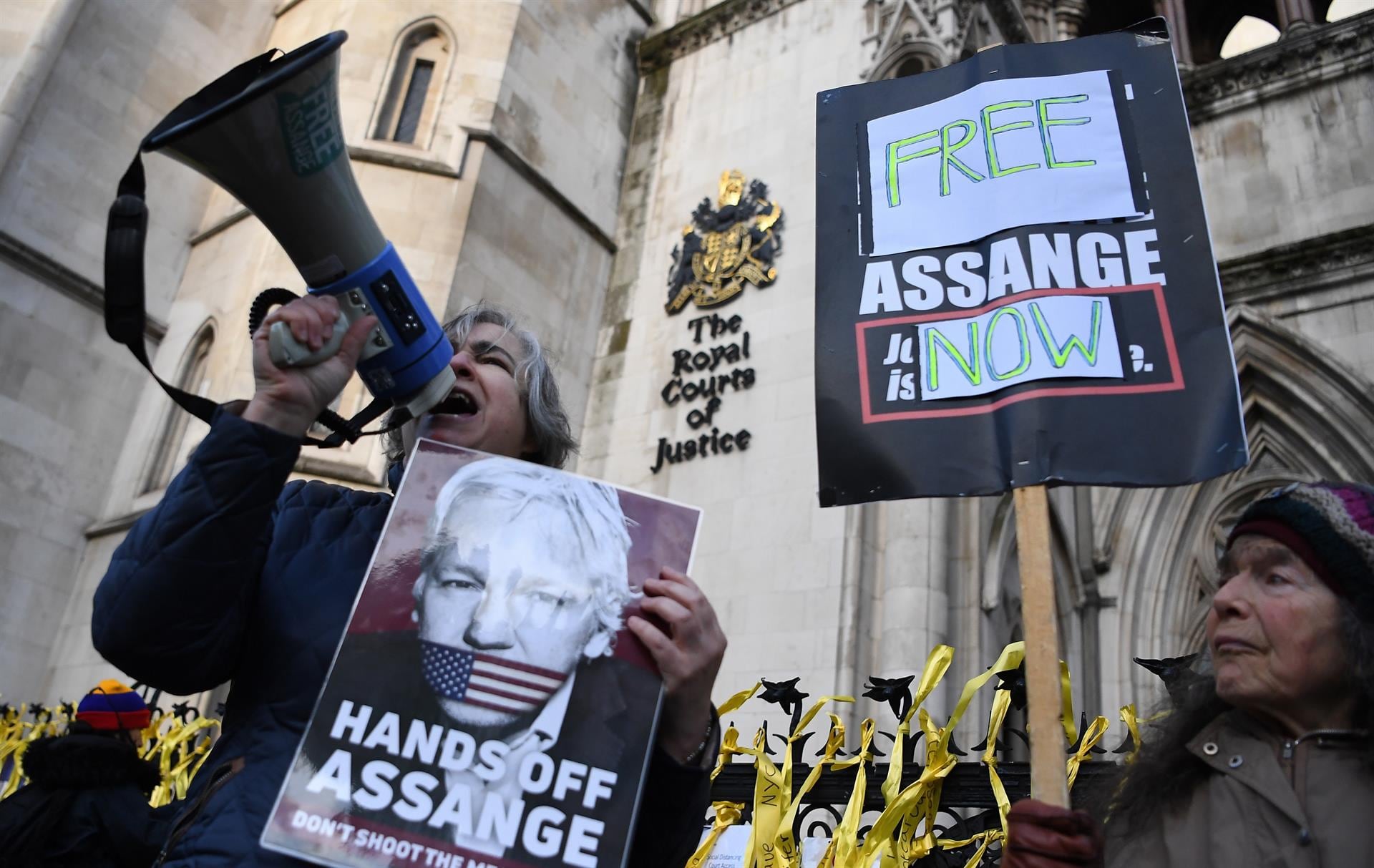 Protestas a favor de Julian Assange