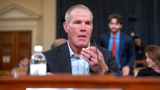 Brett Favre, estrella de la NFL, fue diagnosticado con Parkinson