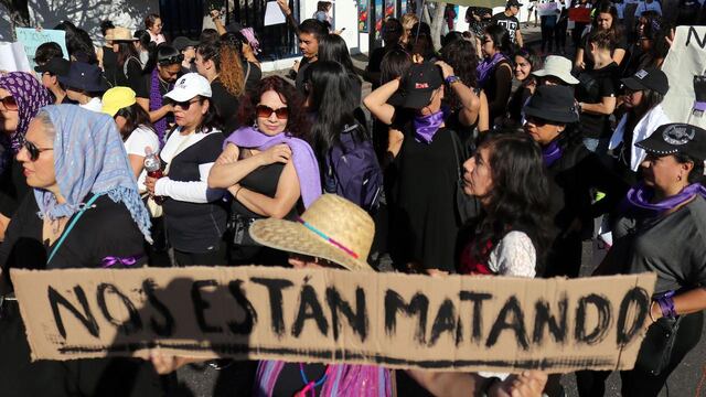 Protesta de mujeres contra feminicidios