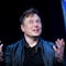 Ex de Elon Musk quiere ponerse colmillos de vampiro y orejas de Elfo; así reaccionó el empresario