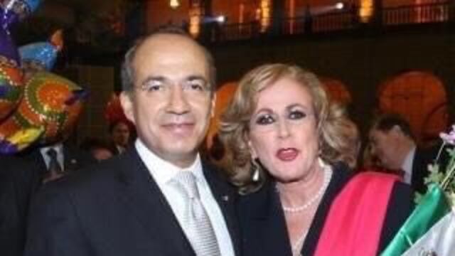 Laura Zapata recuerda el 15 de septiembre cuando “teníamos presidente” con Felipe Calderón con una foto