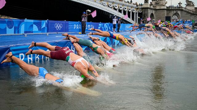 El río Sena está contaminado de heces fecales durante París 2024