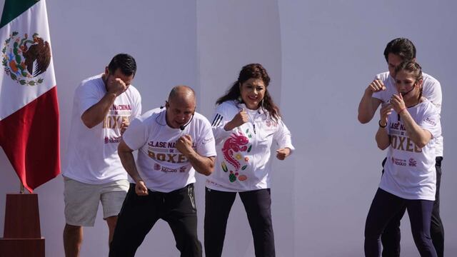 Las mejores fotos de la Clase Nacional de Box en el Zócalo CDMX con Claudia Sheinbaum y Clara Brugada