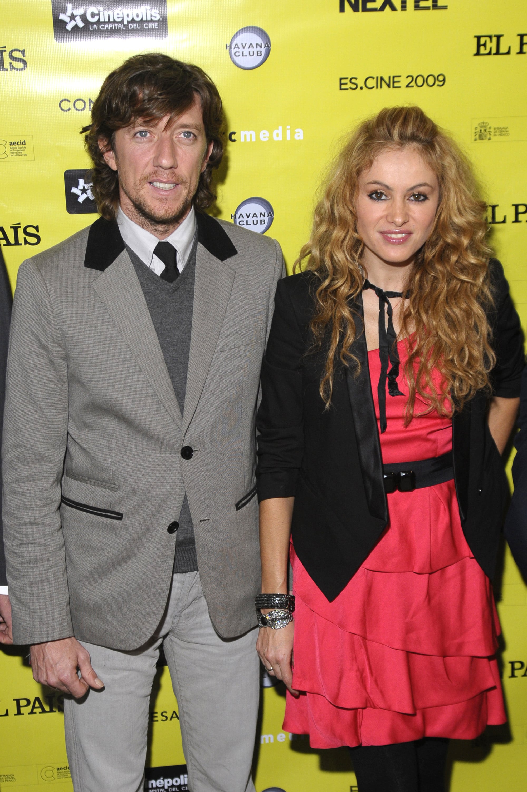 Paulina Rubio, Colate