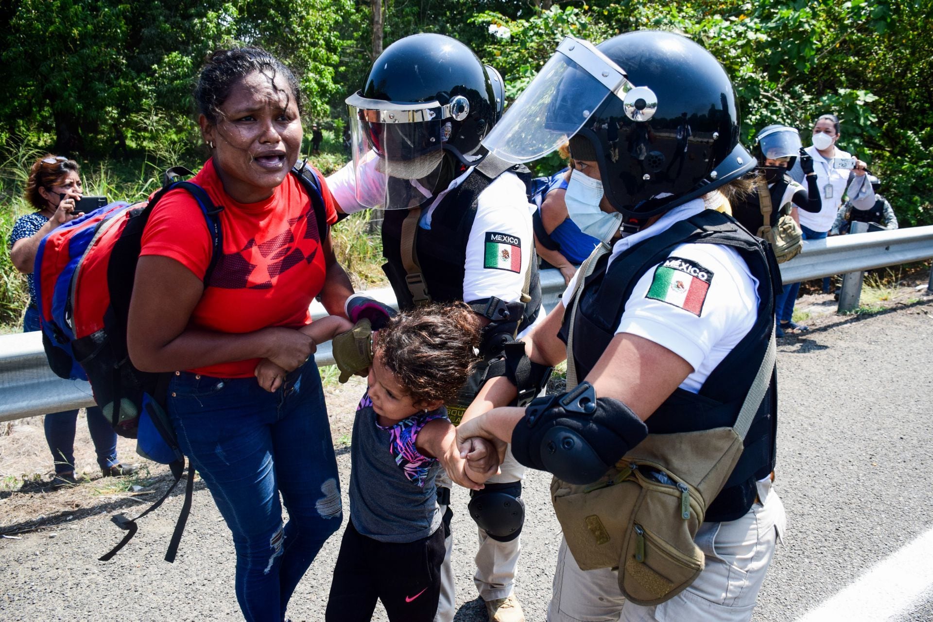 Guardia Nacional contra caravana de migrantes