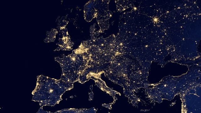Europa en la noche