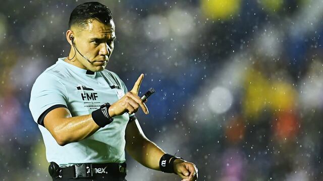 El árbitro mexicano Marco Antonio 'Gato' Ortiz.
