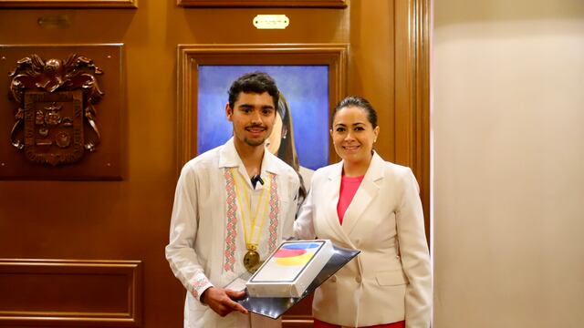 Tere Jiménez se reunió con Rogelio Guerrero Reyes