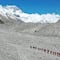 Cientos de excursionistas viven horas de angustia tras quedar atrapados en el Everest