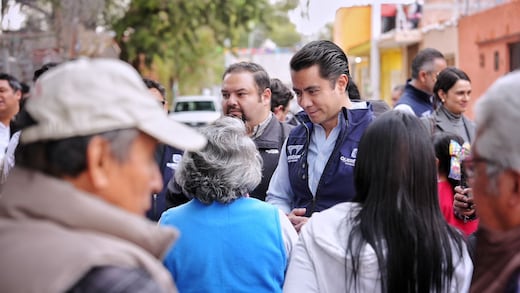 Felifer Macías entrega rehabilitación vial en Los Fresnos con inversión de casi 9 mdp