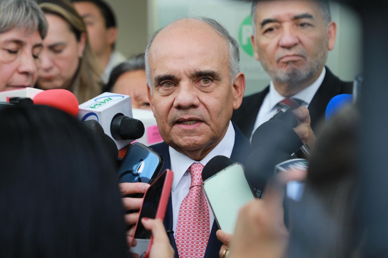 “No huelo a baúl": Manuel Añorve responde a Nayeli Salvatori y Grace Palomares