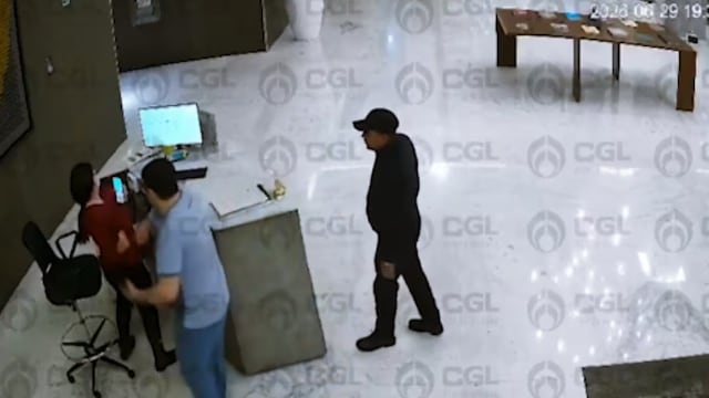 Señalan a Jorge Octavio Cortés Jiménez como responsable de la agresión a recepcionista en un hotel de Santa Fe