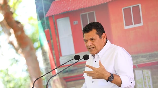 Javier May anuncia licitaciones de obra pública desde diciembre en Tabasco