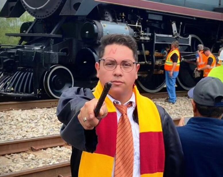 Harry Potter mexicano con La Emperatriz