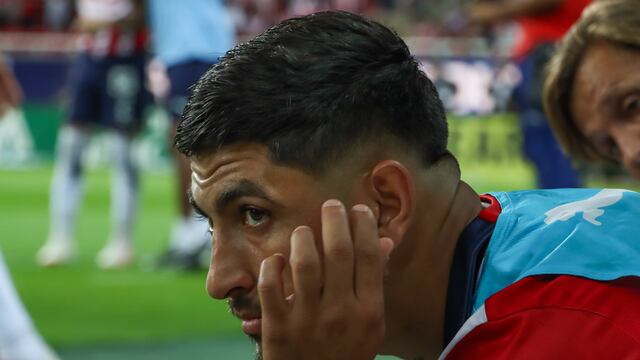 Victor Guzman y Velkjo Paunovic