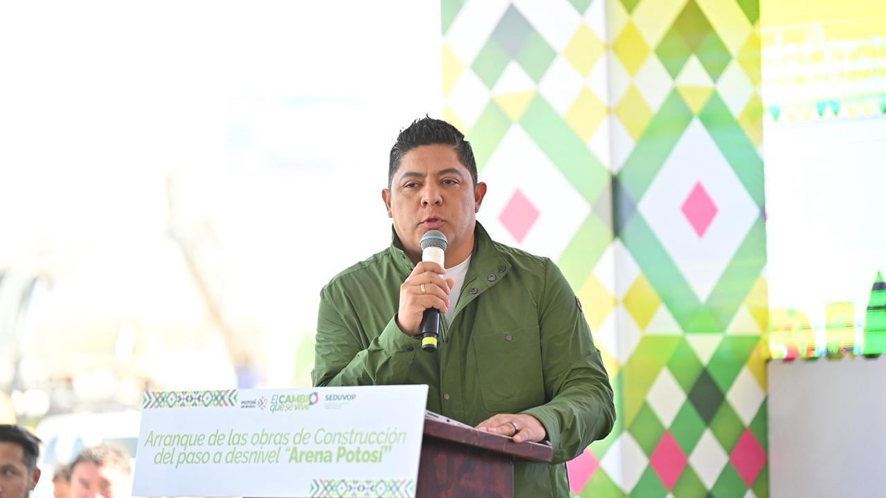 Ricardo Gallardo inaugura paso a desnivel en Circuito Potosí con inversión de 250 mdp