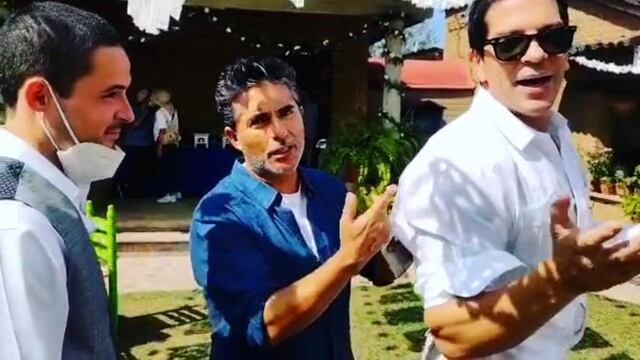 Raúl Araiza muestra los piquetes de Yahir