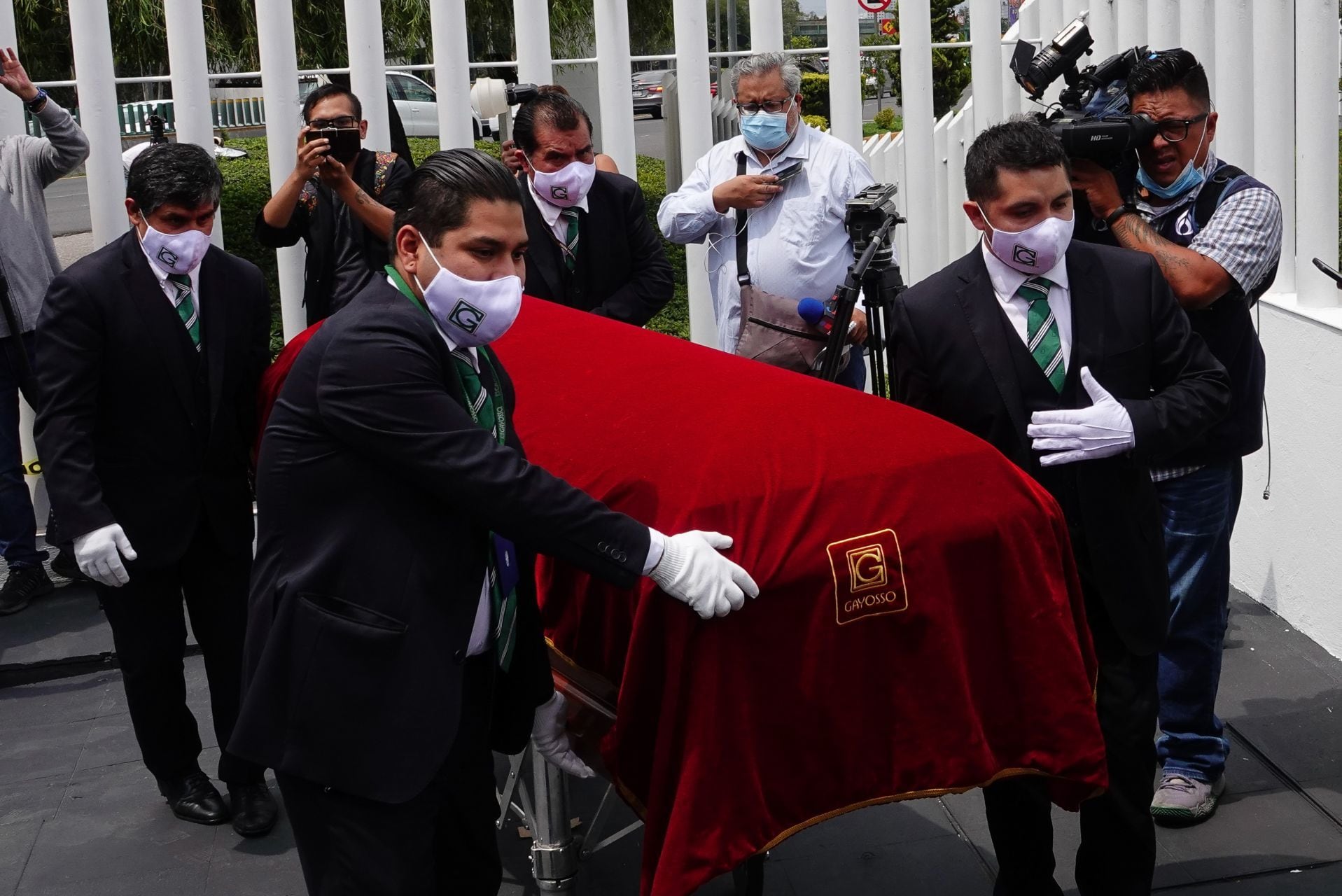 Féretro con el cuerpo de Luis Echeverría Álvarez