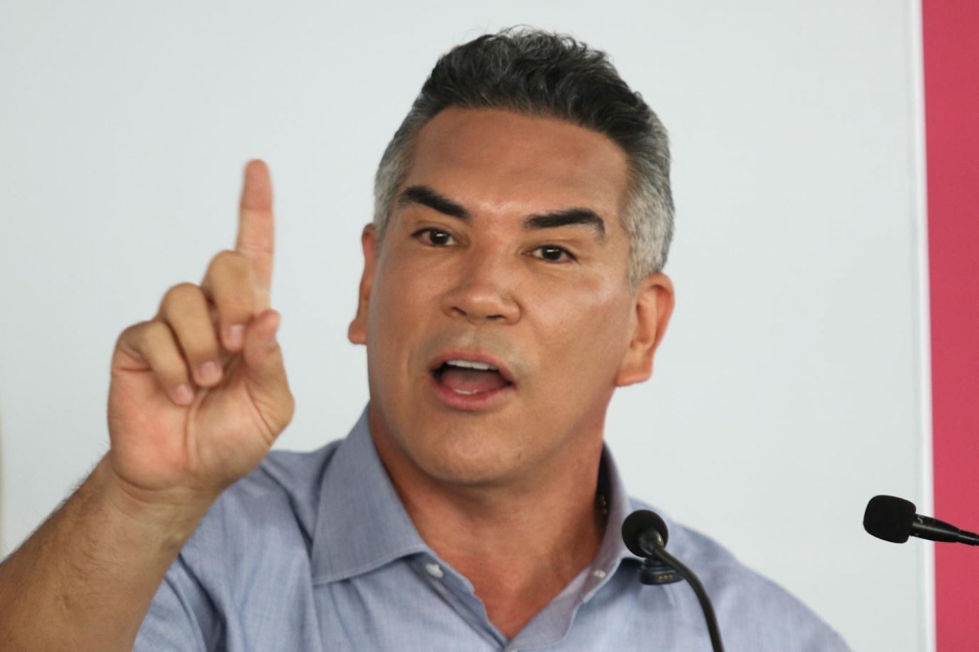 Alito Moreno, senador.