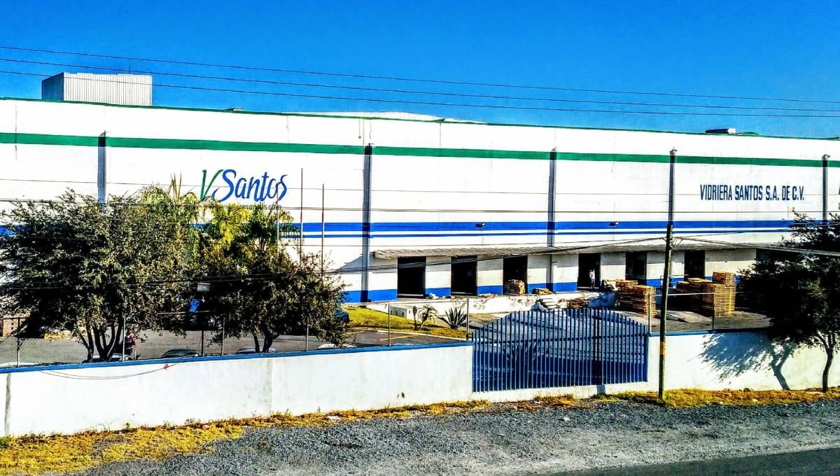 Vidriera Santos