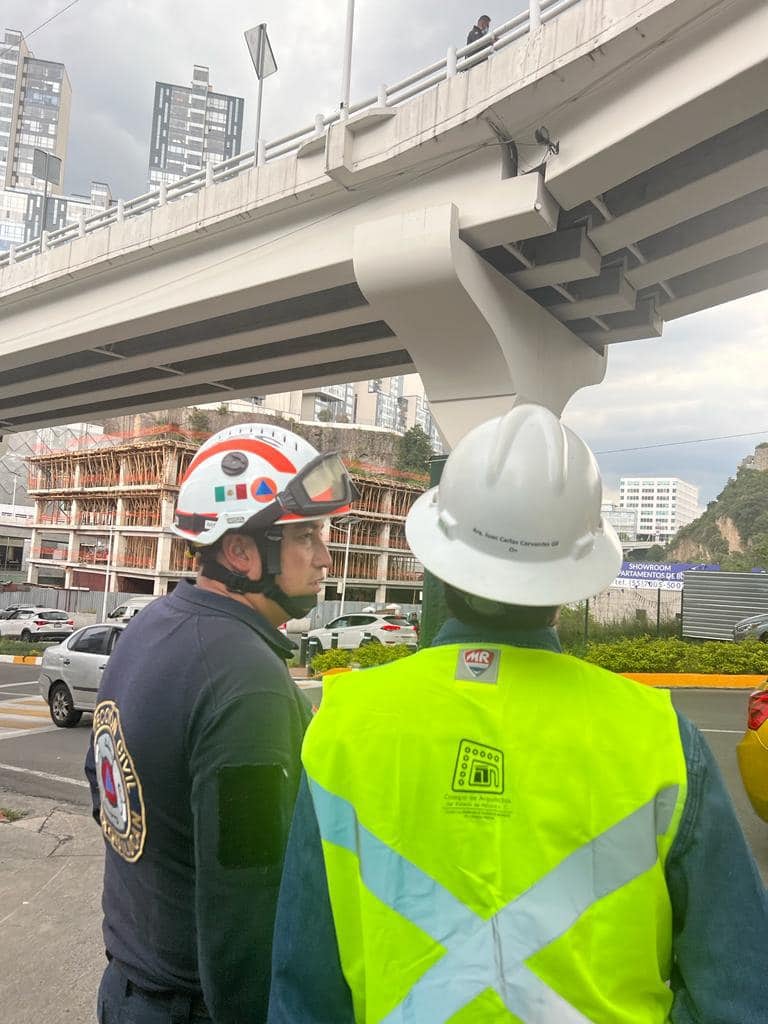 Puente en Bosque Real, municipio de Huixquilucan