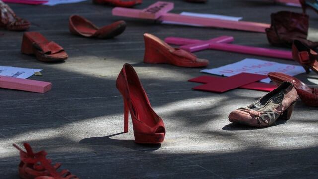 Protesta por asesinato de mujeres.