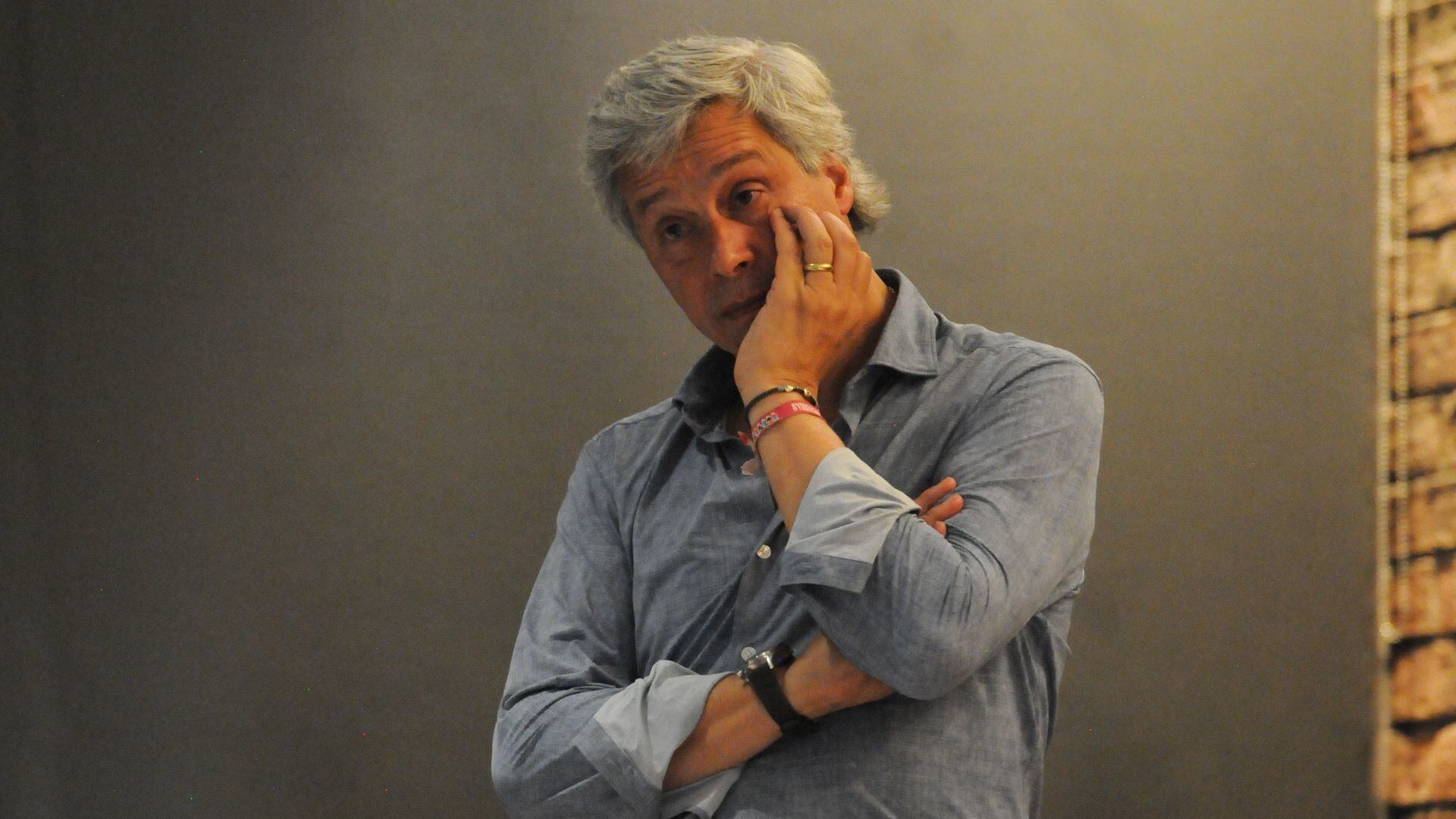 ¿Le molesta ser júnior? ¡Que culpe a su papá, el sénior Claudio X. González!