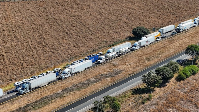 Bloqueos de productores agrícolas y transportistas