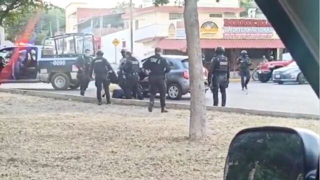 Jalan cabello a mujer en Culiacán